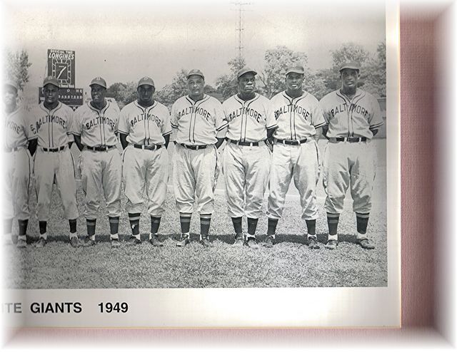 1949 BALTIMORE ELITE GIANTS FRAMED PHOTO